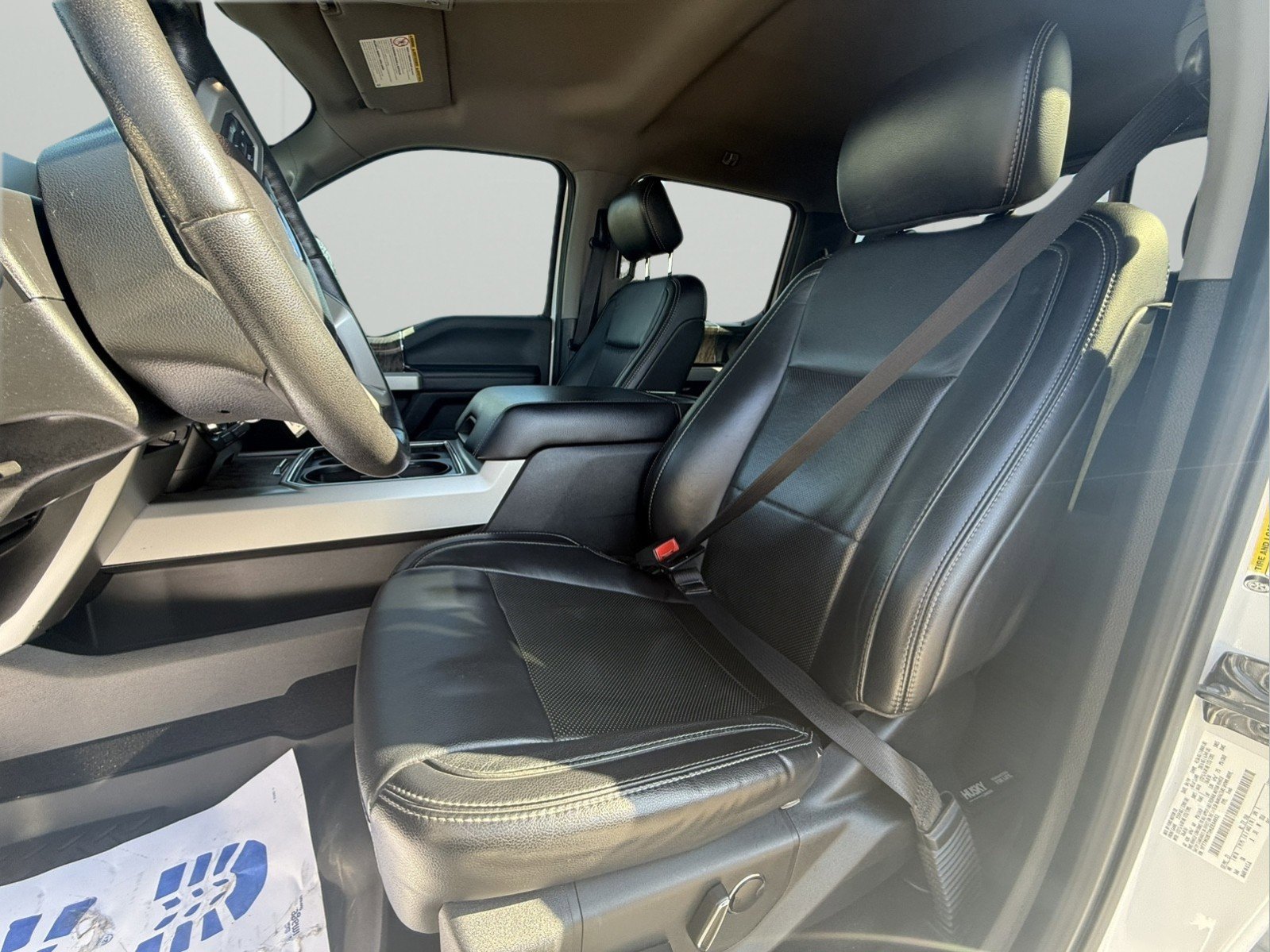 Used 2019 Ford F250 Lariat w/ Lariat Value Package image 8