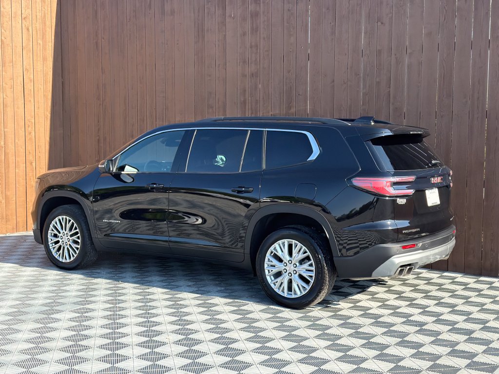 Used 2024 GMC Acadia Elevation w/ Luxury Package FWD image 17