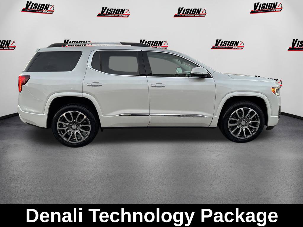 Used 2023 GMC Acadia Denali w/ Denali Ultimate Package AWD/4WD image 7