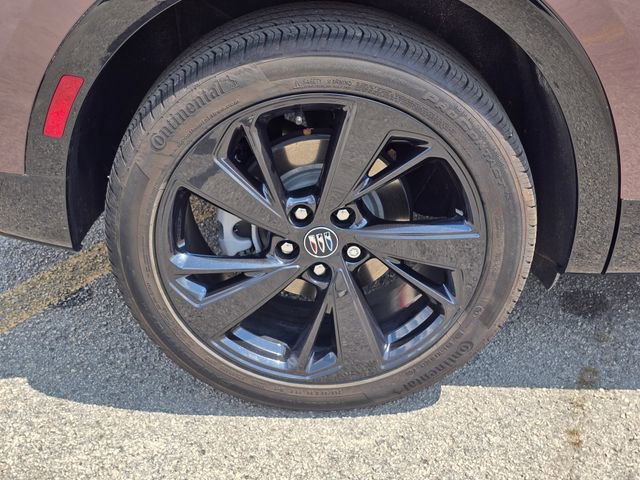 Used 2025 Buick Envision Sport Touring AWD/4WD image 11