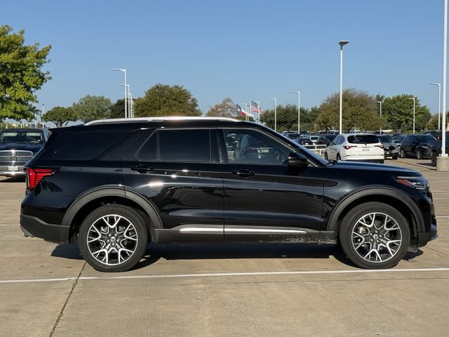 Used 2025 Ford Explorer Platinum w/ Ultimate Package AWD/4WD image 3