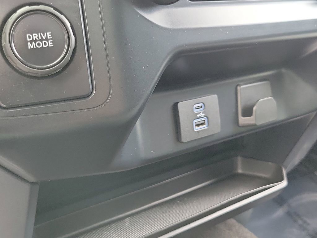 Used 2023 Ford F150 XLT image 12