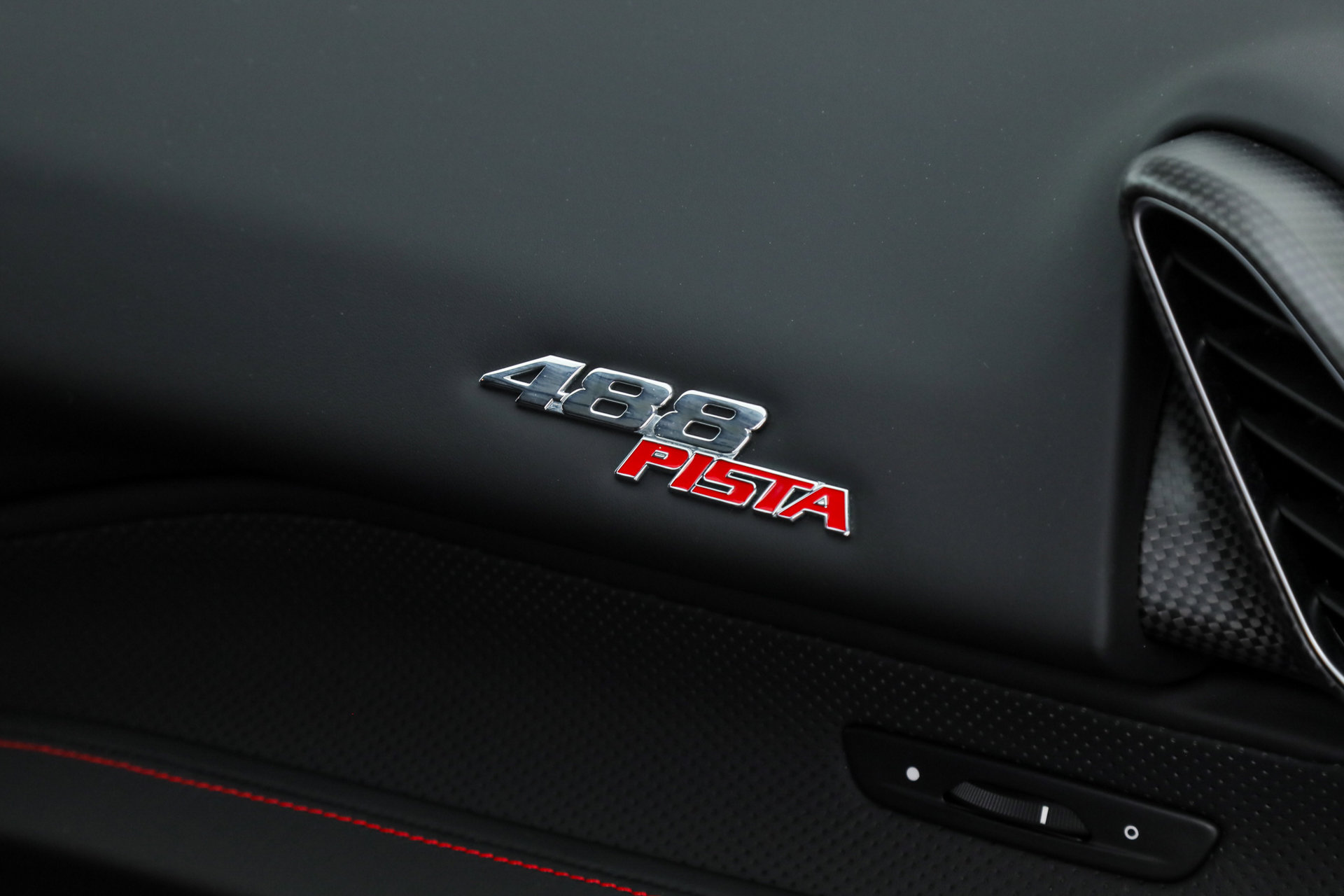 Certified 2019 Ferrari 488 Pista image 23