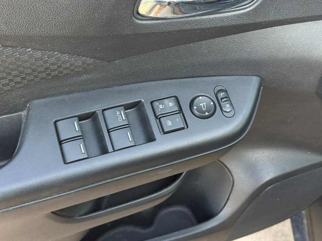 Used 2016 Honda CR-V EX image 17