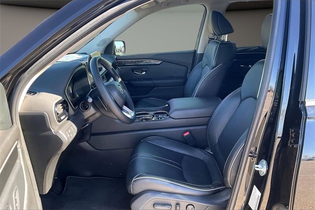 Used 2023 Honda Pilot Elite image 12