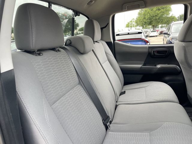 Used 2018 Toyota Tacoma SR5 RWD image 26