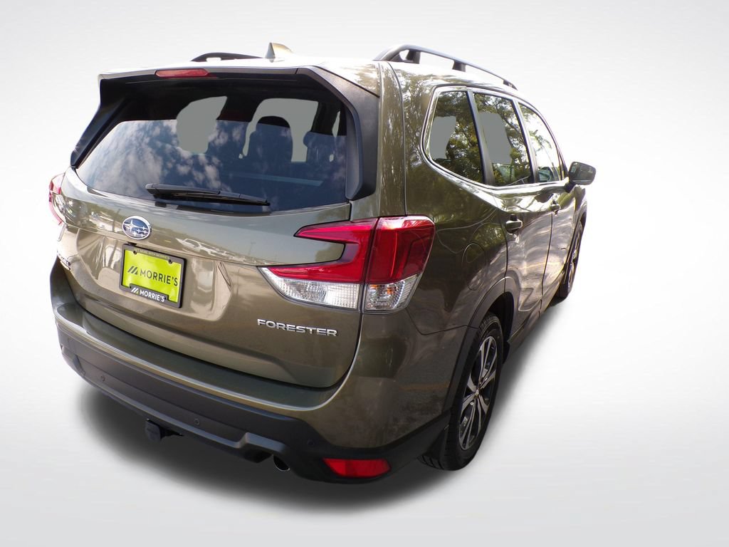 Used 2023 Subaru Forester Limited AWD/4WD image 6