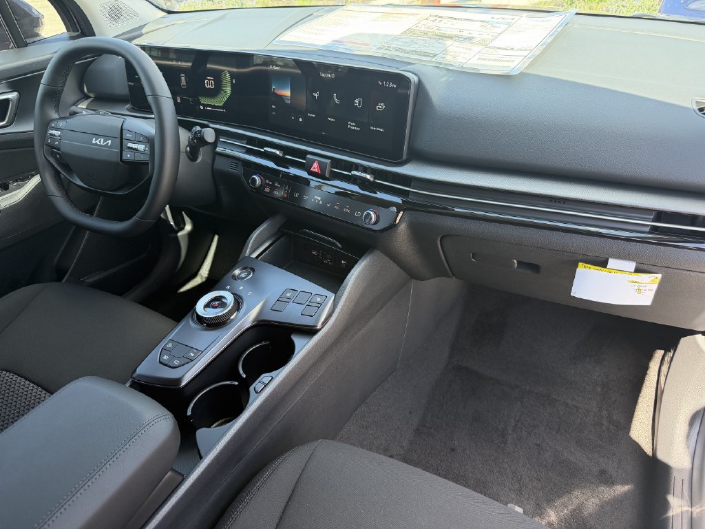 New 2027 Kia Sportage S FWD image 12