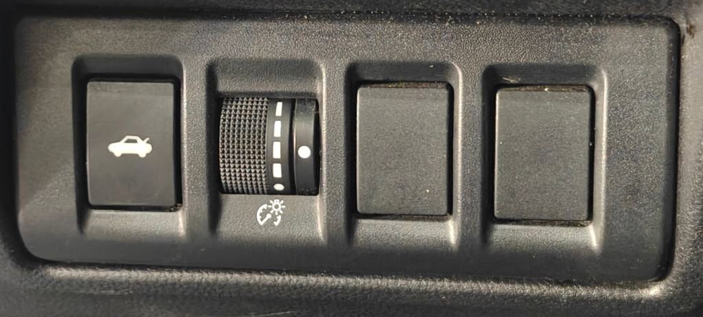 Used 2021 Subaru Legacy w/ Alloy Wheel Package AWD/4WD image 39