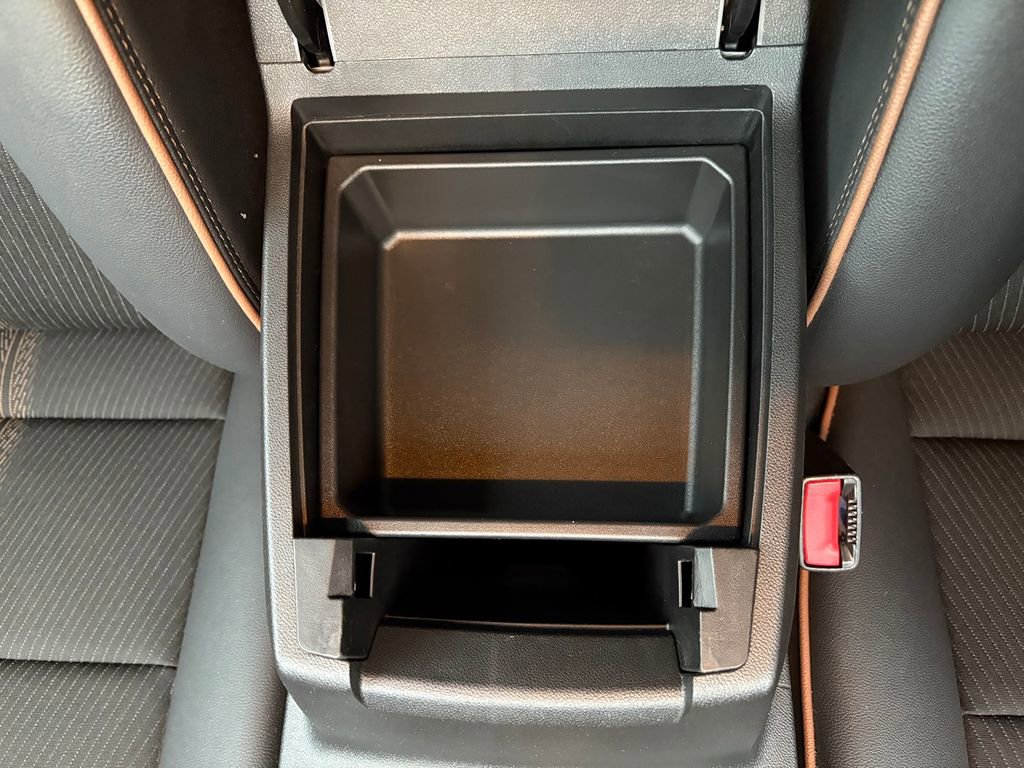 Used 2024 GMC Canyon AT4 image 22