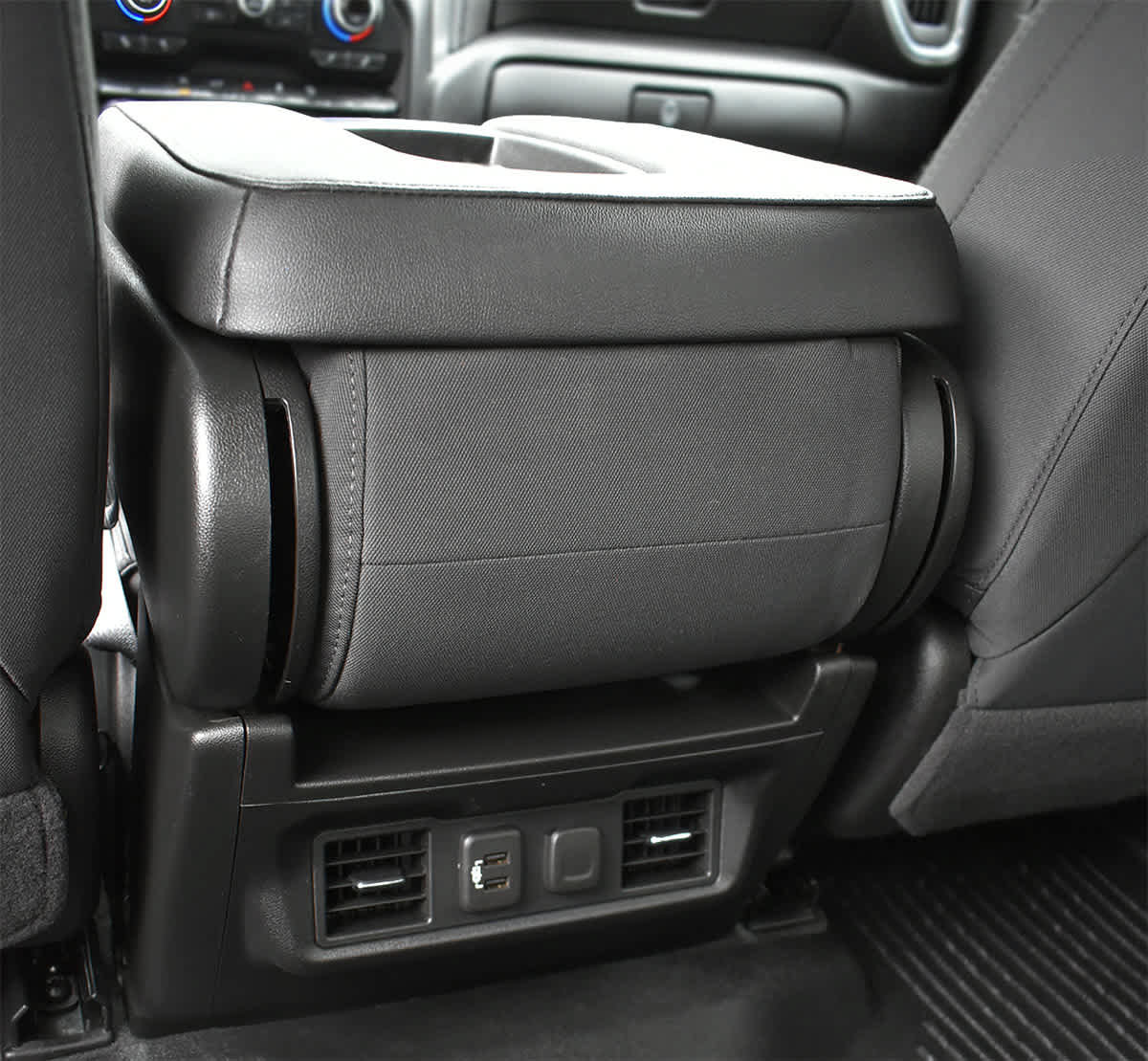 Used 2021 Chevrolet Silverado 1500 RST w/ Z71 Off-Road Package AWD/4WD image 10