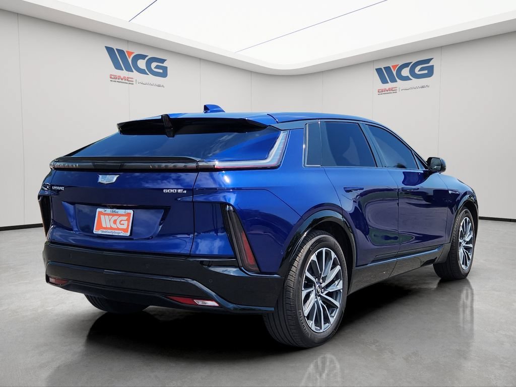 Used 2024 Cadillac Lyriq Sport AWD/4WD image 4