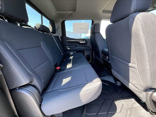 New 2026 Chevrolet Silverado 1500 RST w/ Dark Appearance Package AWD/4WD image 25