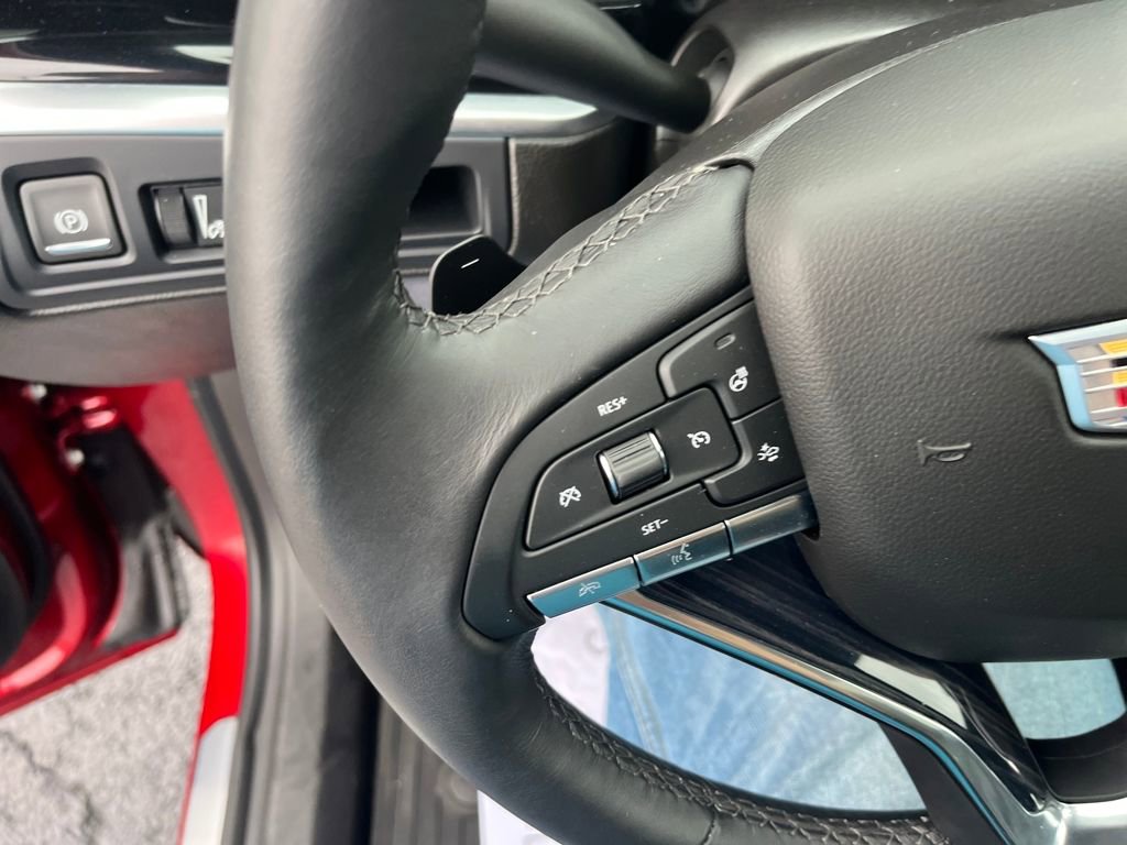 Used 2024 Cadillac XT6 Premium Luxury image 11