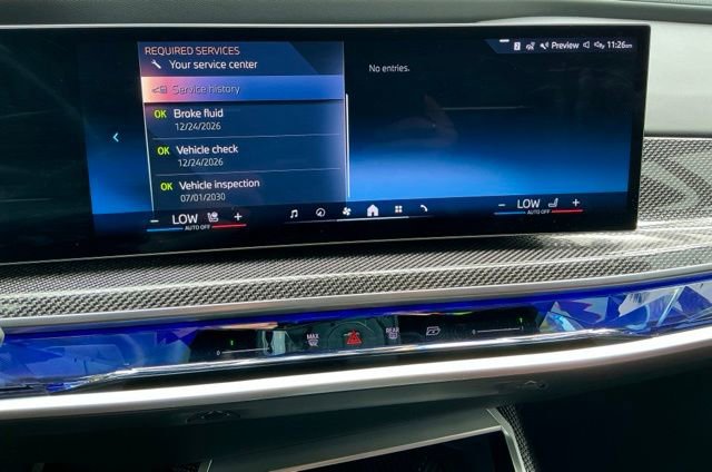 Used 2023 BMW i7 xDrive60 AWD/4WD image 43