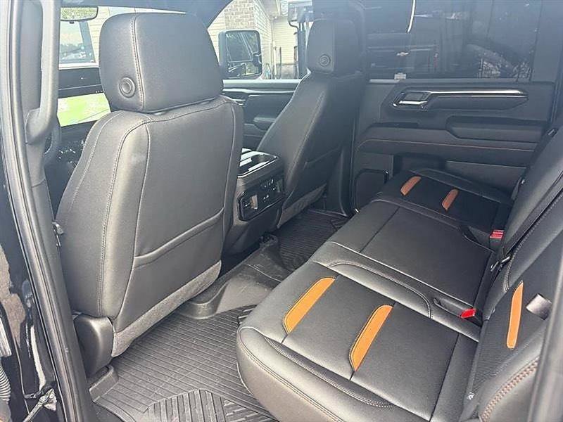 Used 2025 GMC Sierra 2500 AT4 w/ AT4 Premium Plus Package AWD/4WD image 49