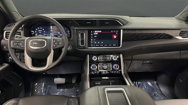 Used 2024 GMC Yukon Denali w/ Max Trailering Package image 11