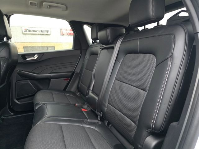 Used 2023 Ford Escape SE image 12