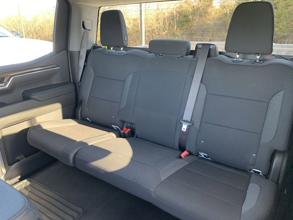 Used 2025 Chevrolet Silverado 1500 LT image 23