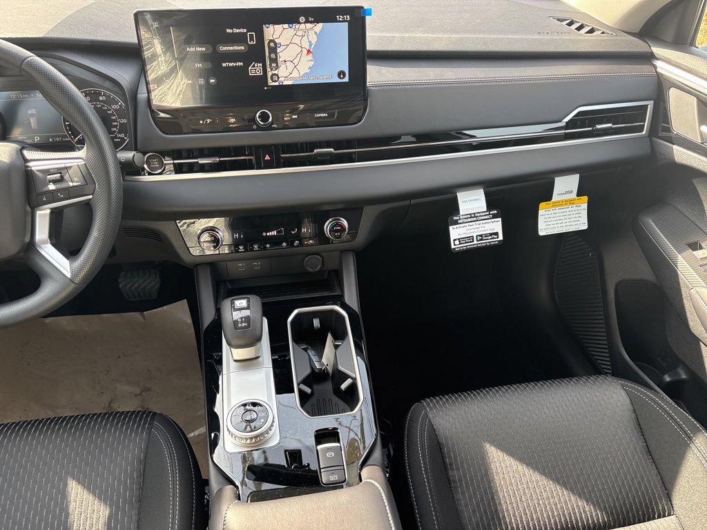 New 2026 Mitsubishi Outlander ES FWD image 12