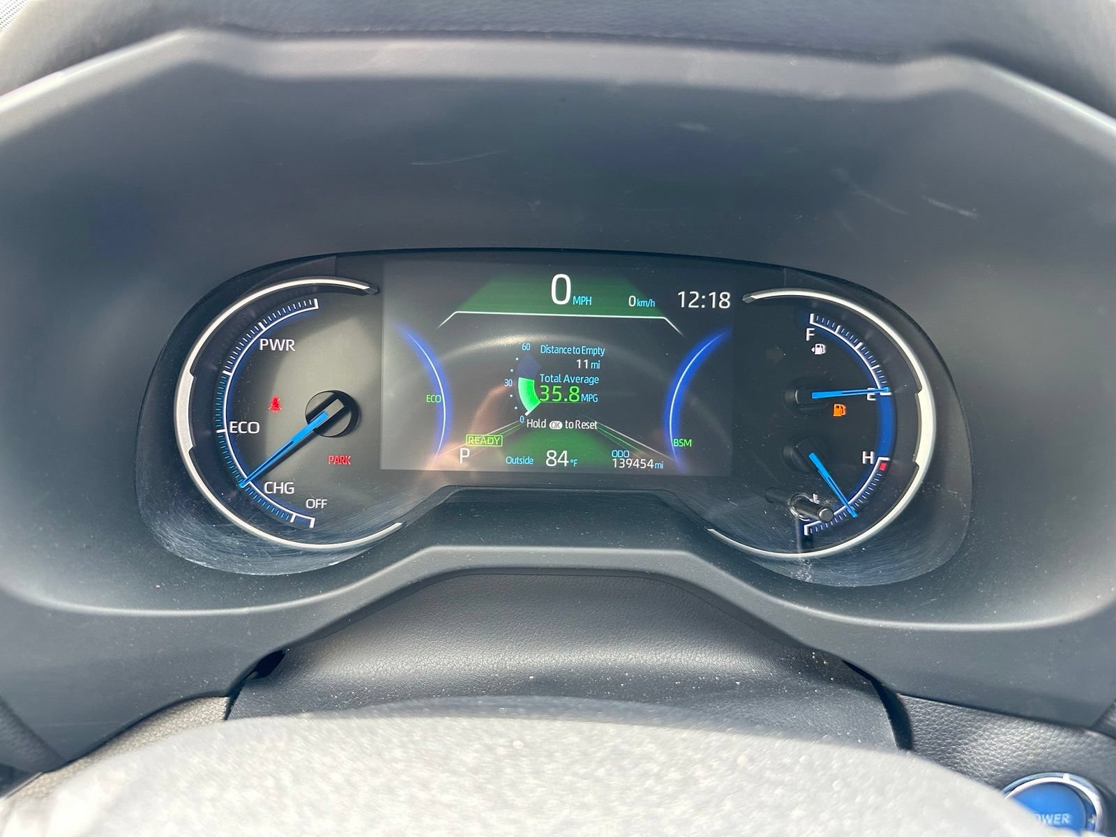 Used 2022 Toyota RAV4 XSE AWD/4WD image 9