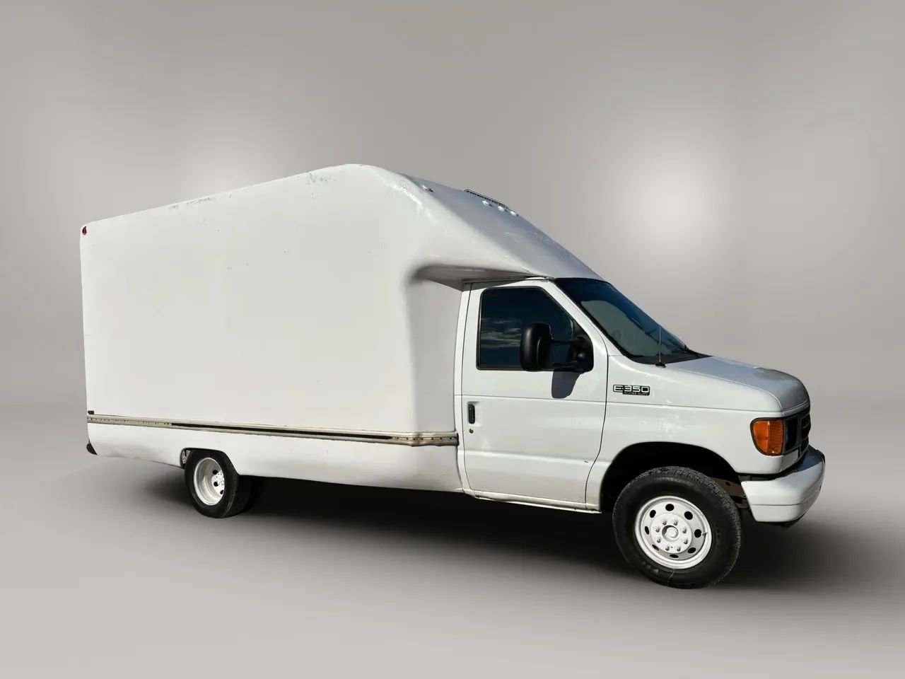 Used 2003 Ford E-350 and Econoline 350 Super Duty image 1