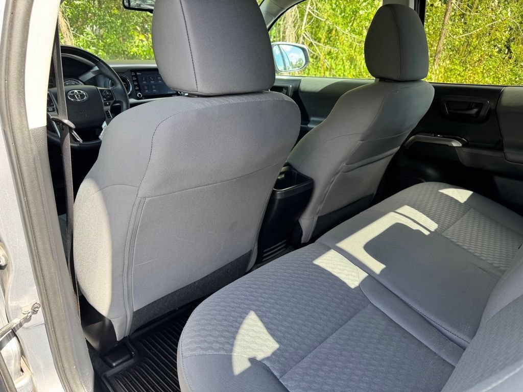 Used 2021 Toyota Tacoma SR5 w/ Technology Package AWD/4WD image 15