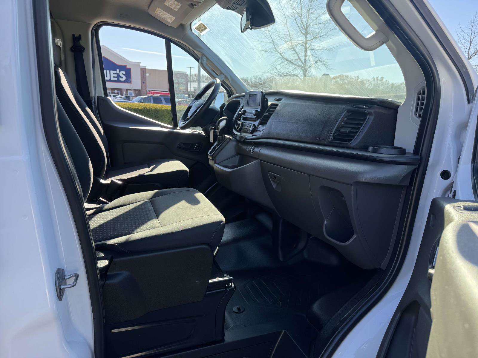 Used 2024 Ford F250 XLT image 43