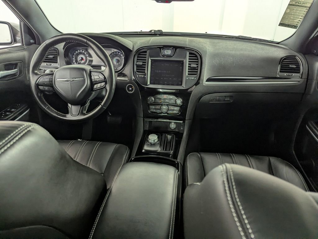 Certified 2022 Chrysler 300 S w/ Safetytec Plus Group image 28