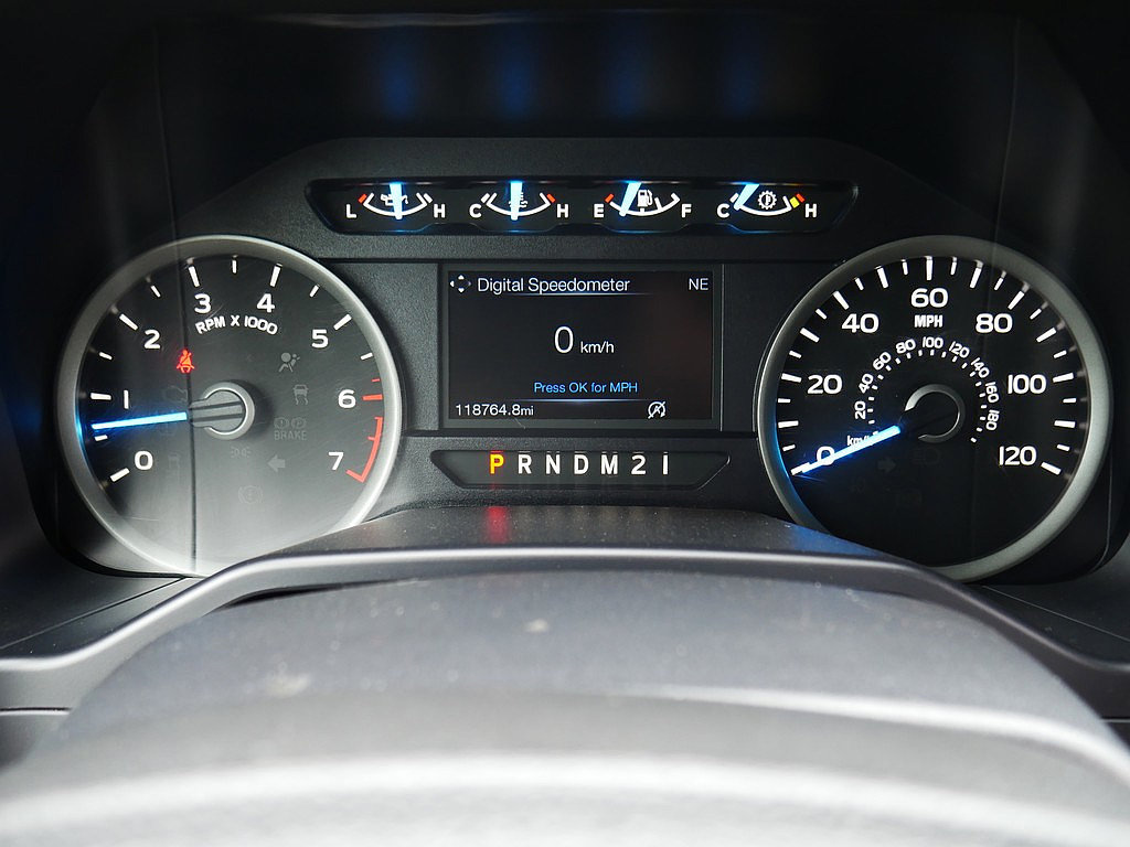 Used 2015 Ford F150 XLT w/ Equipment Group 302A Luxury AWD/4WD image 31