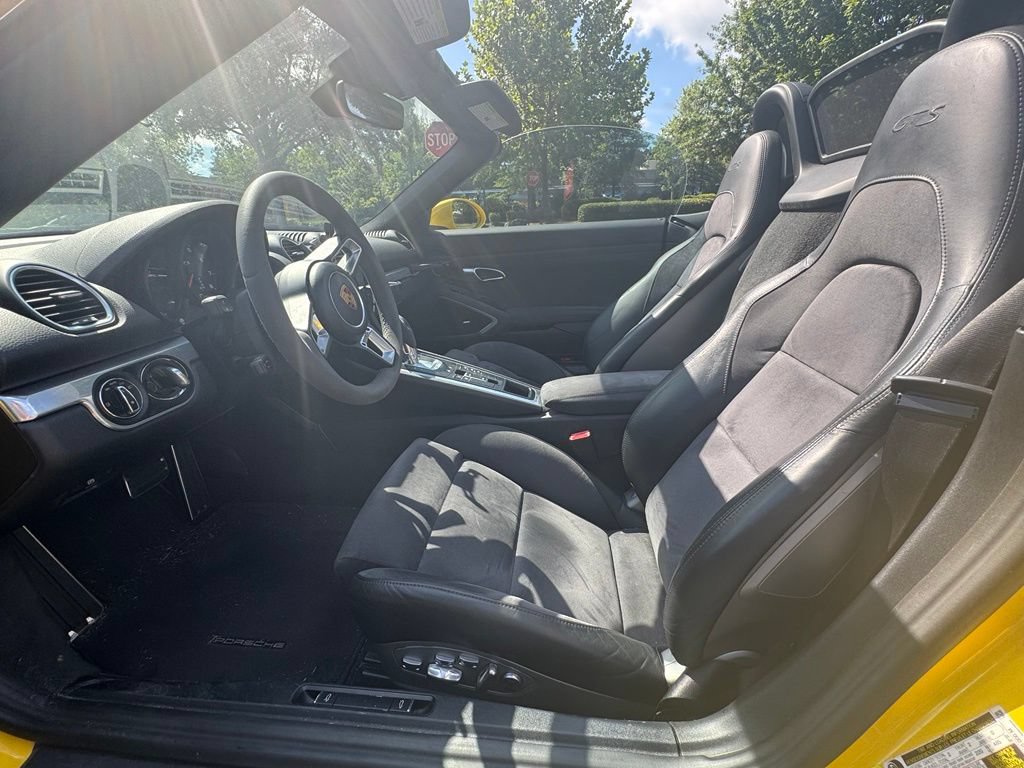 Used 2018 Porsche 718 Boxster GTS RWD image 19