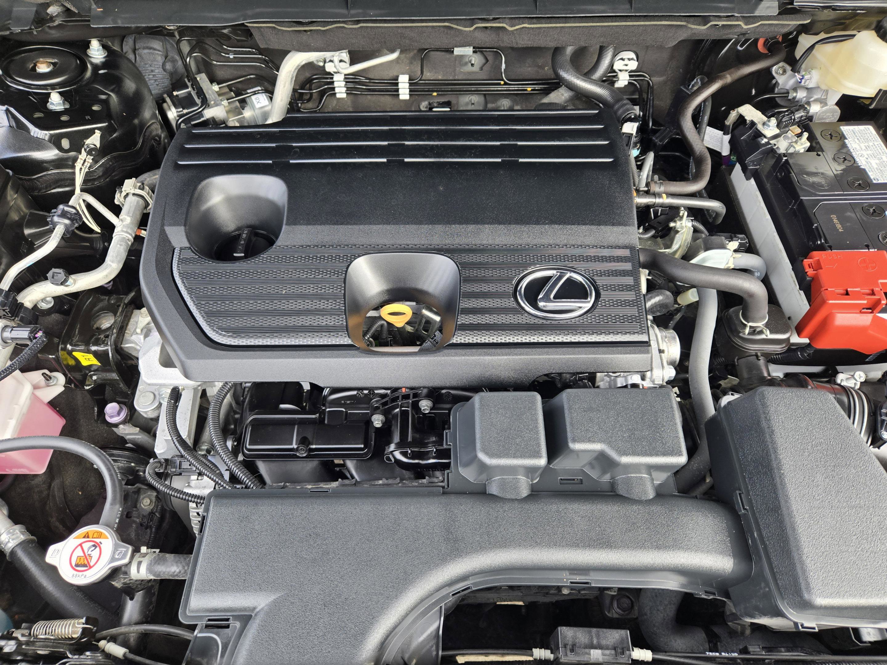 Used 2024 Lexus NX 250 FWD w/ Towing Package (2000 Lbs) image 28