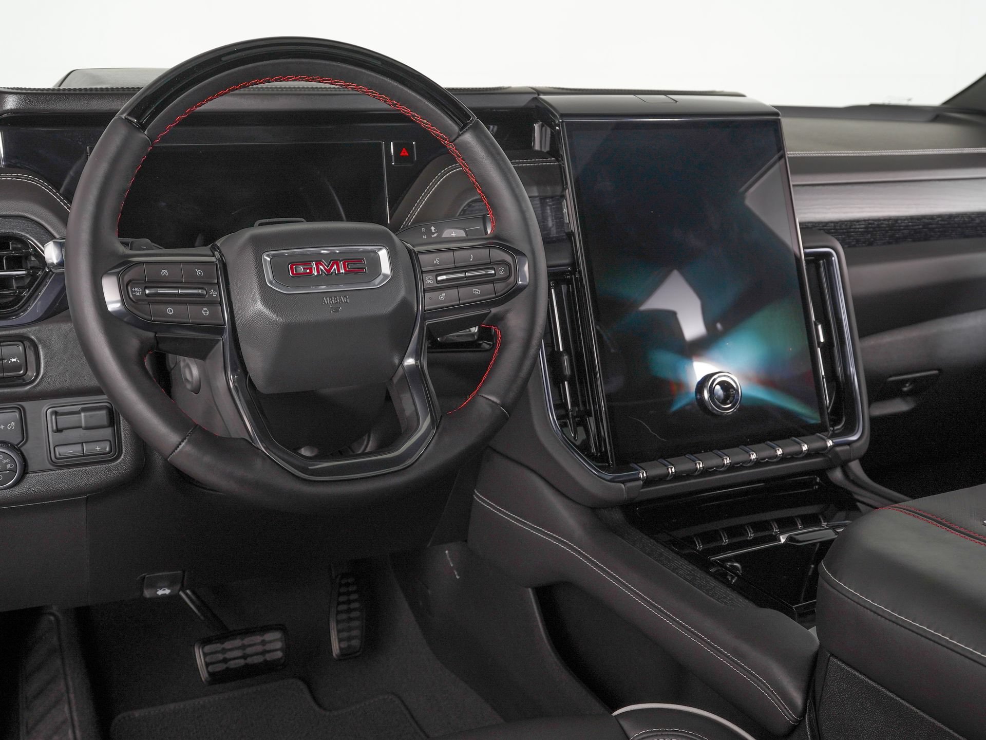 Used 2026 GMC Yukon AT4 Ultimate AWD/4WD image 18