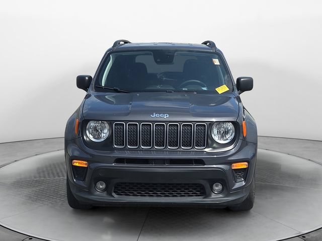 Used 2022 Jeep Renegade Latitude AWD/4WD image 8