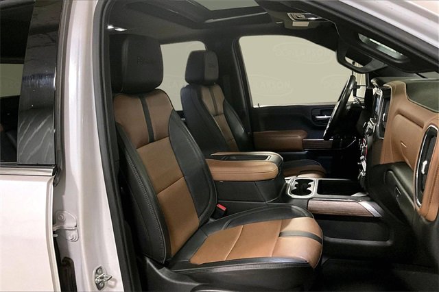 Used 2022 Chevrolet Silverado 3500 High Country image 16