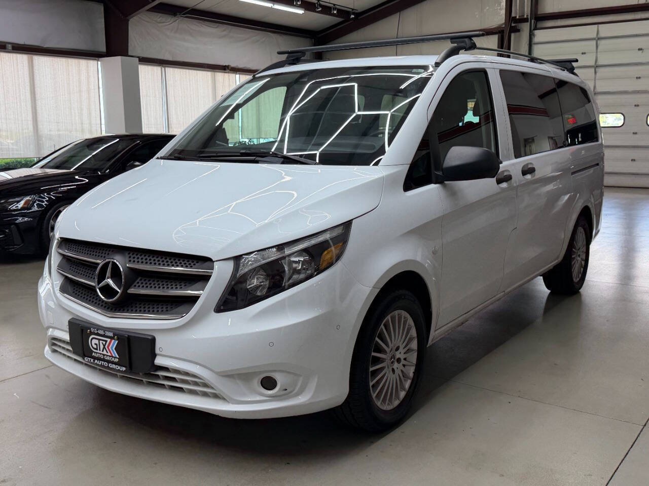 Used 2019 Mercedes-Benz Metris Passenger image 5
