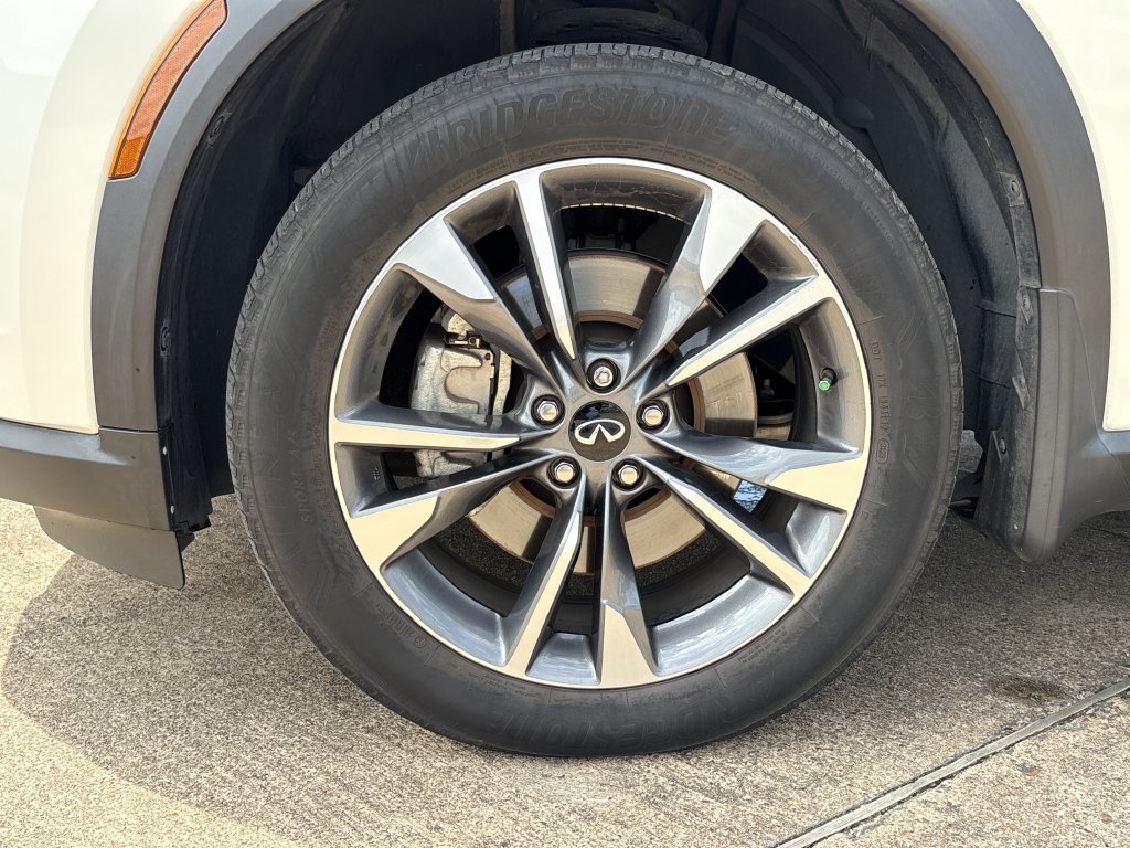 Used 2024 INFINITI QX60 Luxe FWD image 9