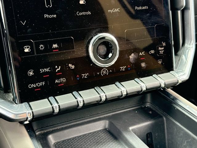 Used 2024 GMC Acadia Elevation image 19