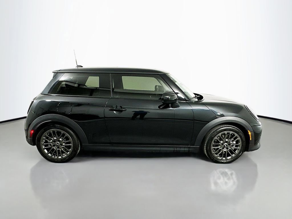 Certified 2025 MINI Cooper 2-Door Hardtop image 4