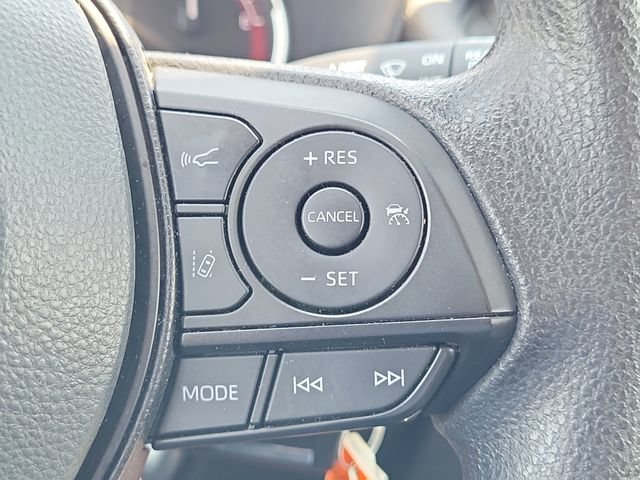 Used 2025 Toyota RAV4 LE FWD image 25