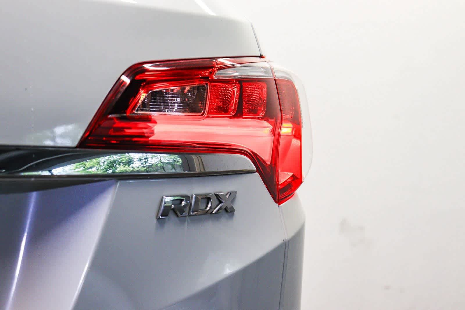 Used 2017 Acura RDX w/ Advance Package FWD image 11