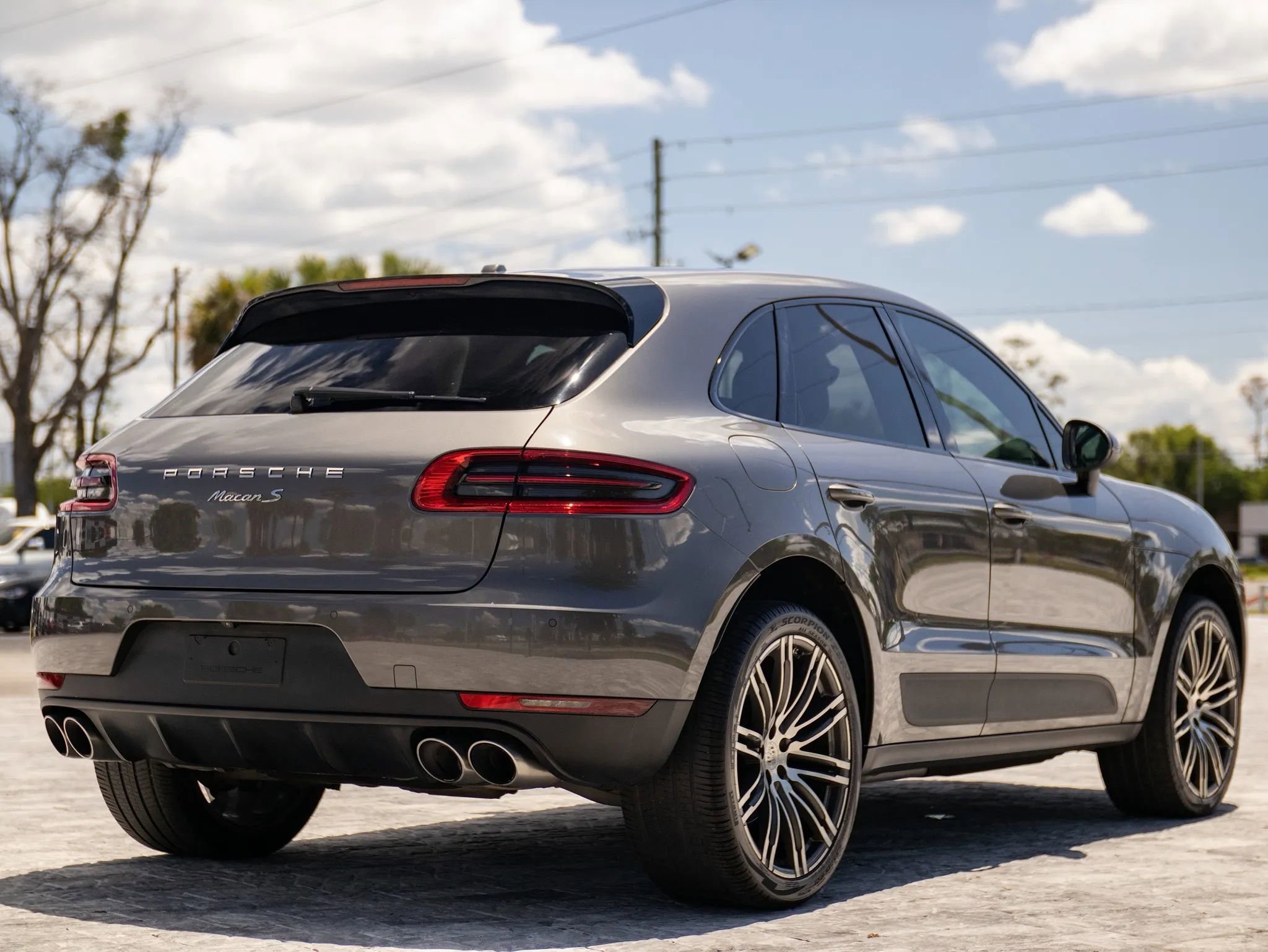 Used 2015 Porsche Macan S AWD/4WD image 15