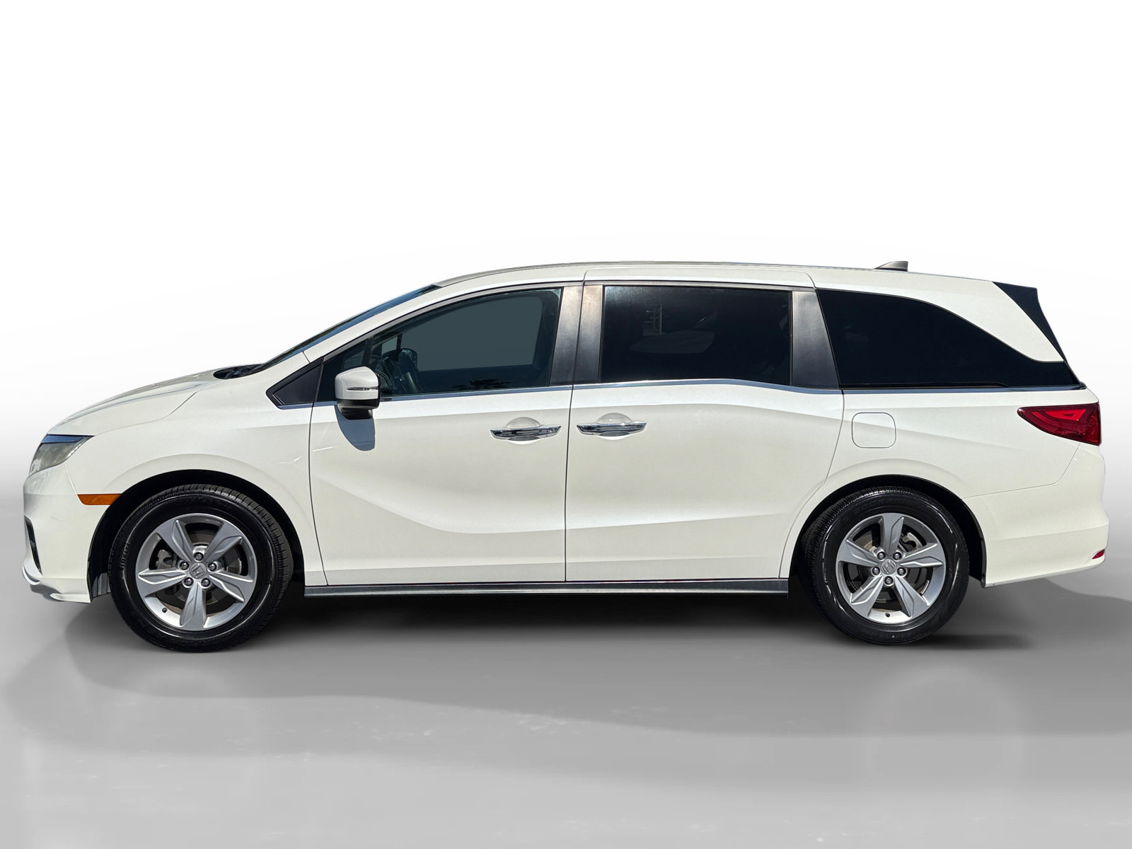 Used 2018 Honda Odyssey EX-L image 2