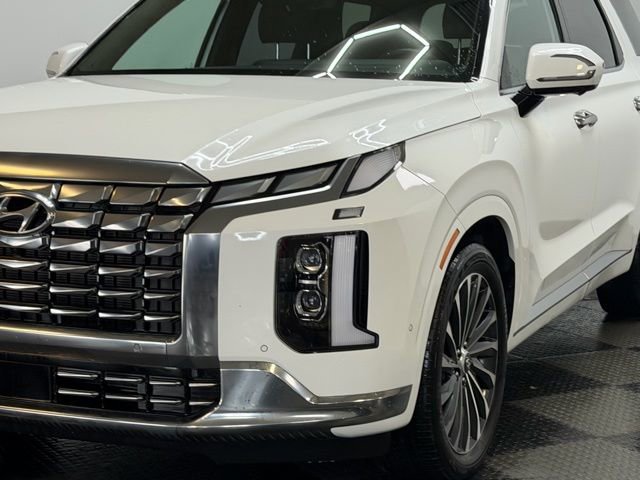 Used 2023 Hyundai Palisade Calligraphy image 8