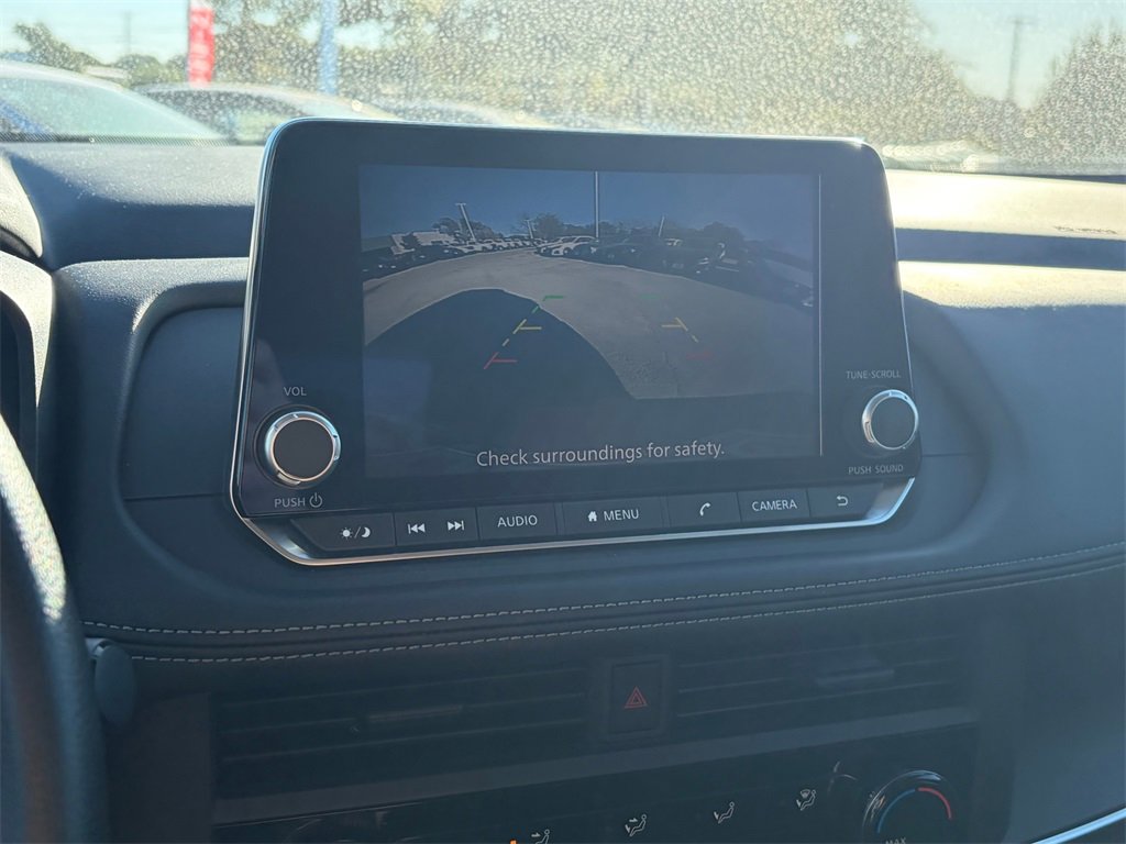 Certified 2025 Nissan Rogue S image 15