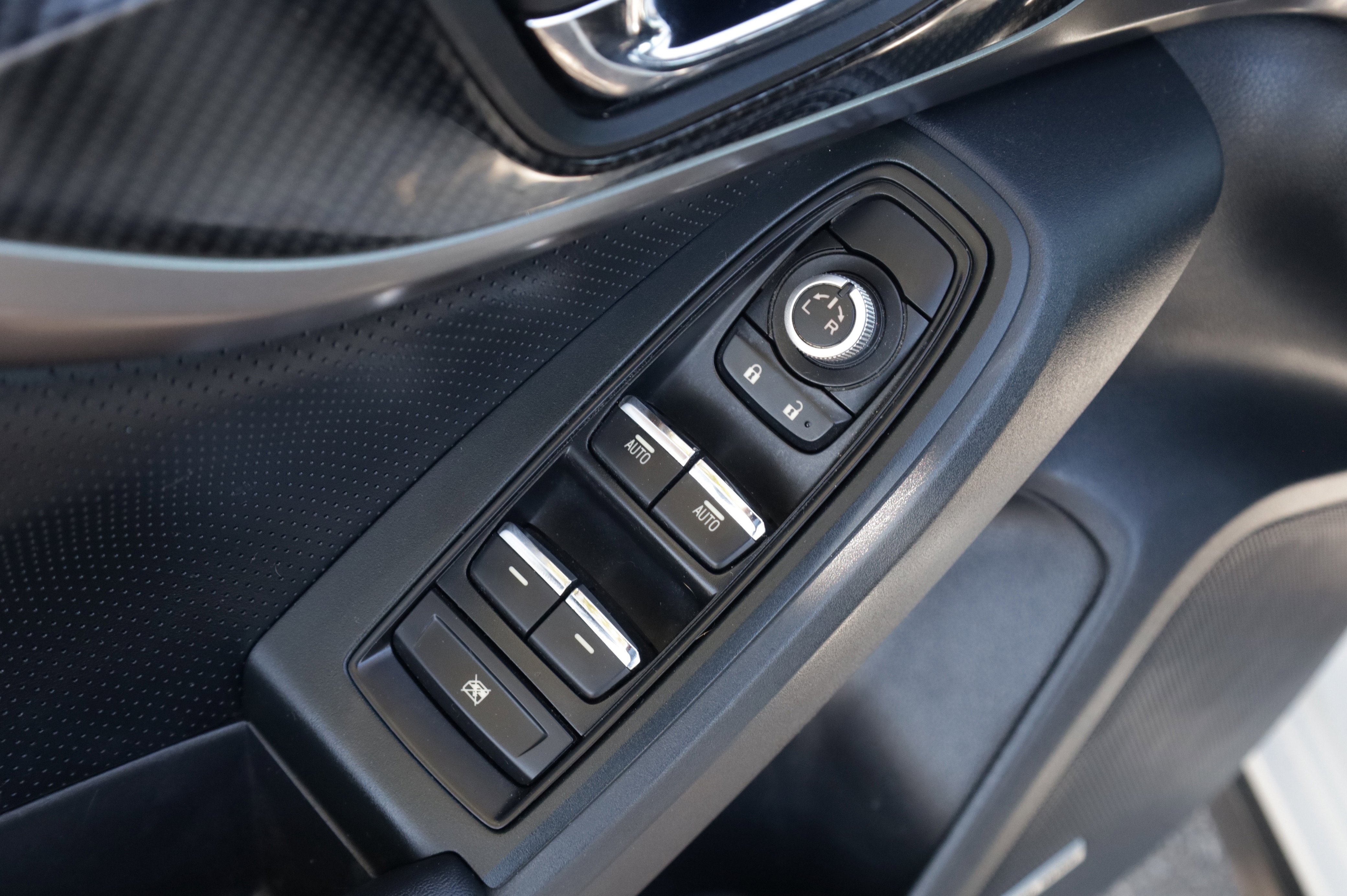 Used 2018 Subaru Crosstrek 2.0i Limited AWD/4WD image 23