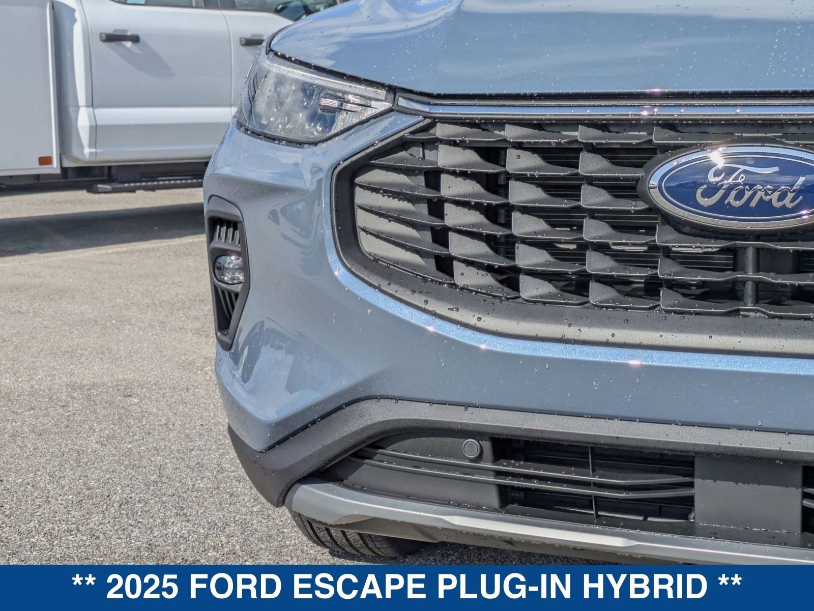 New 2025 Ford Escape SE image 10