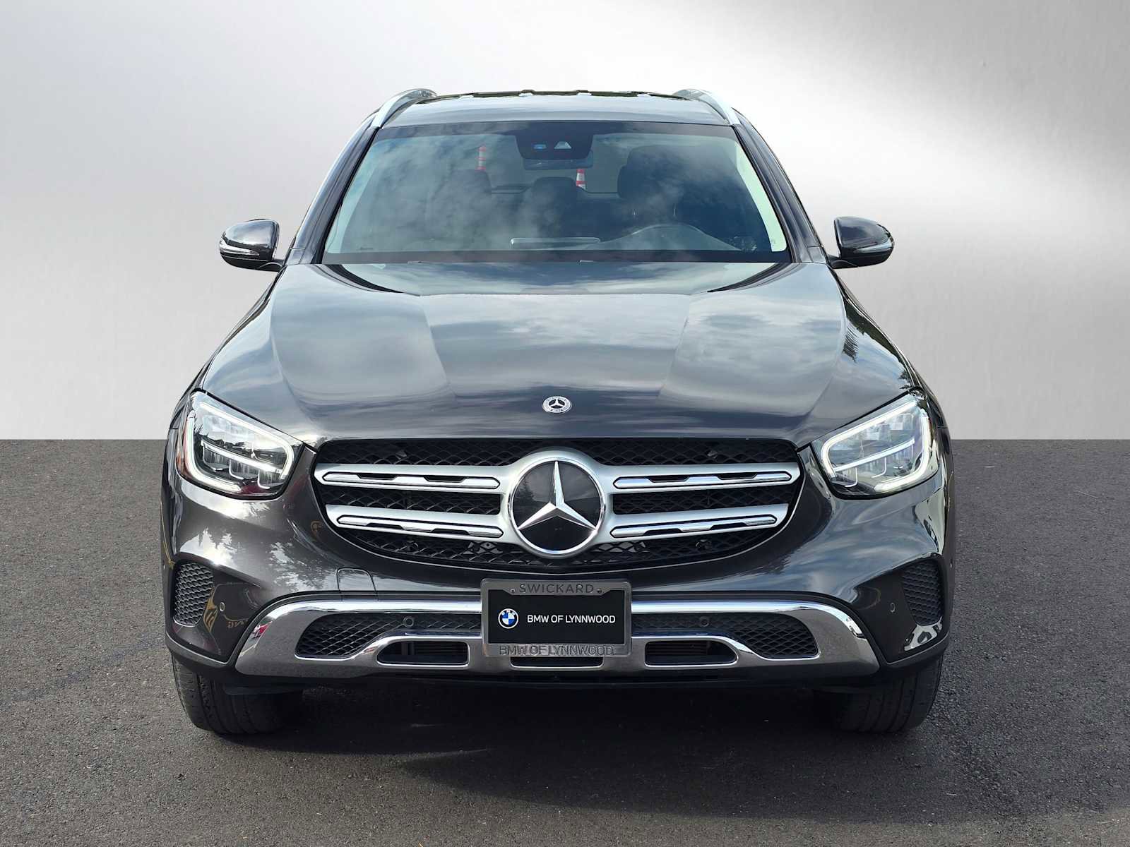 Used 2022 Mercedes-Benz GLC 300 4MATIC image 2
