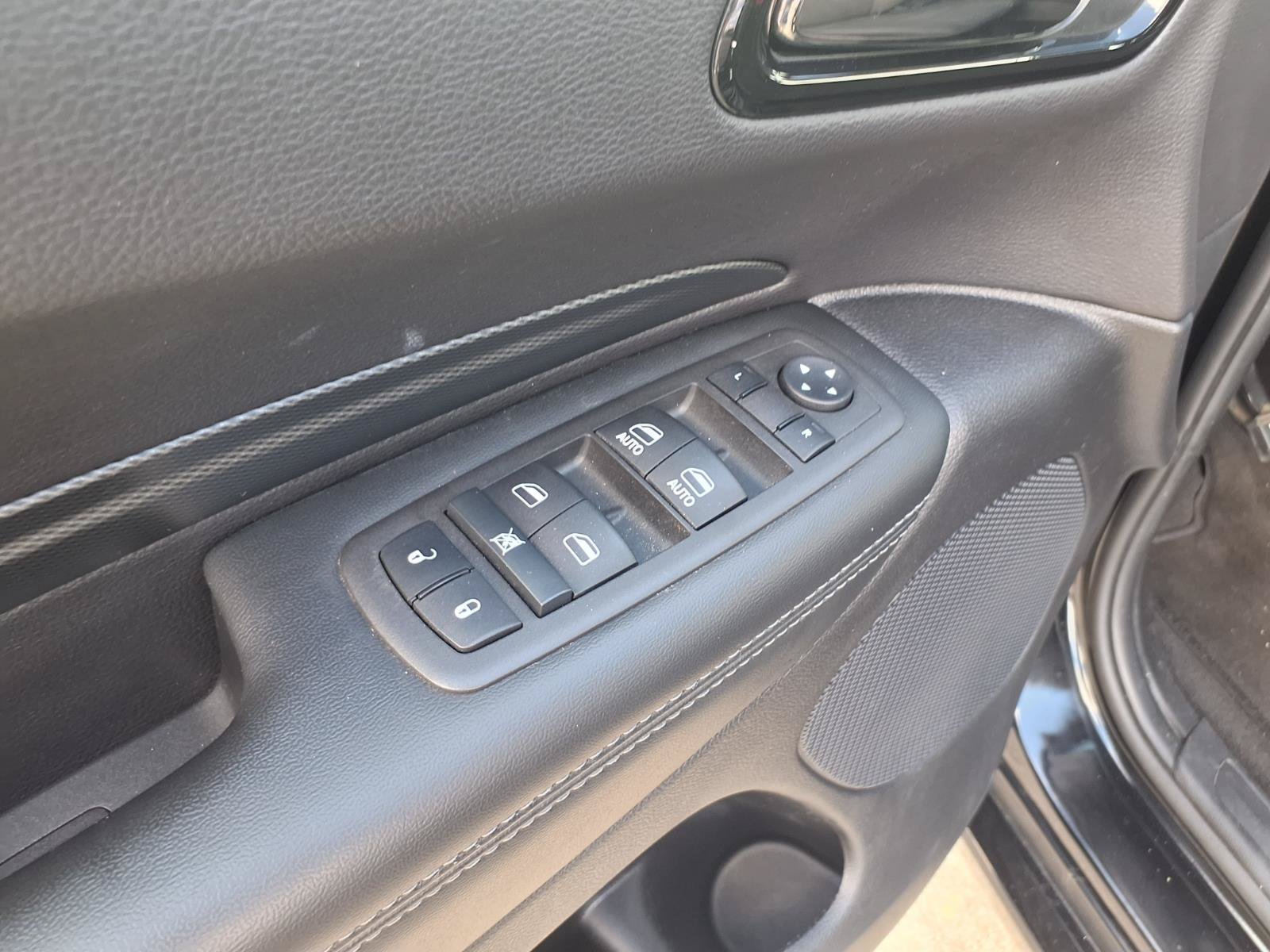 Used 2022 Dodge Durango GT RWD image 15