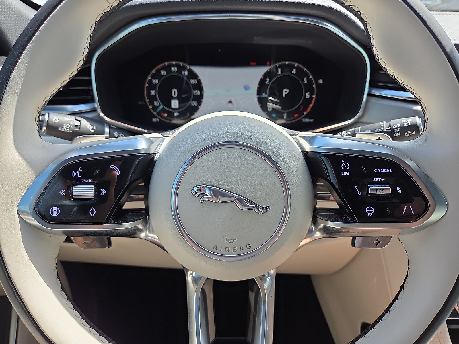 Used 2025 Jaguar F-PACE R-Dynamic S AWD/4WD image 24